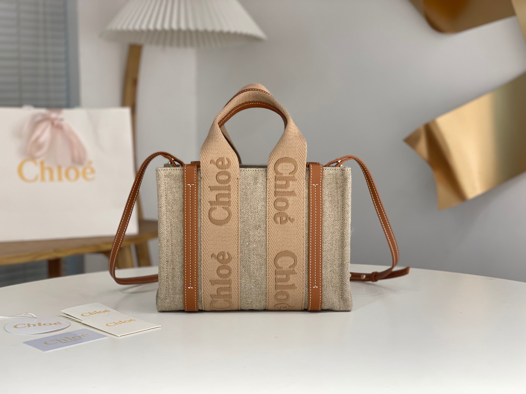 Chloe Small Woody Tote Bag In Linen